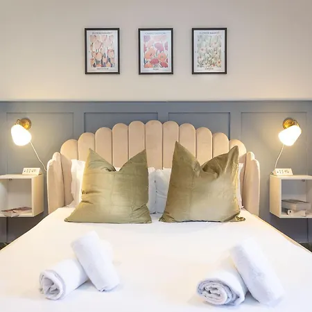 Daire Vatican Flower